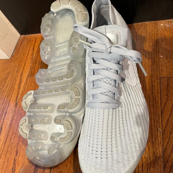 Nike Air VaporMax Flyknit 3 White Pure Platinum - Picture 4 of 5